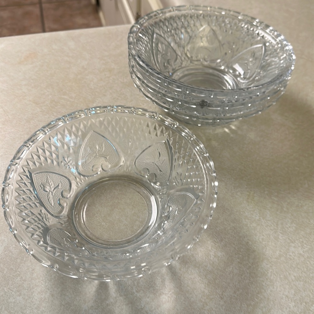 4 bowls